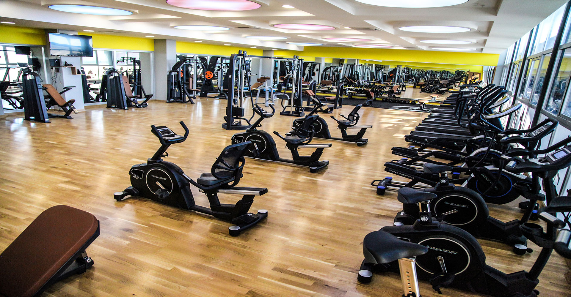 Türkiye'nin en büyük kapalı spor merkezi